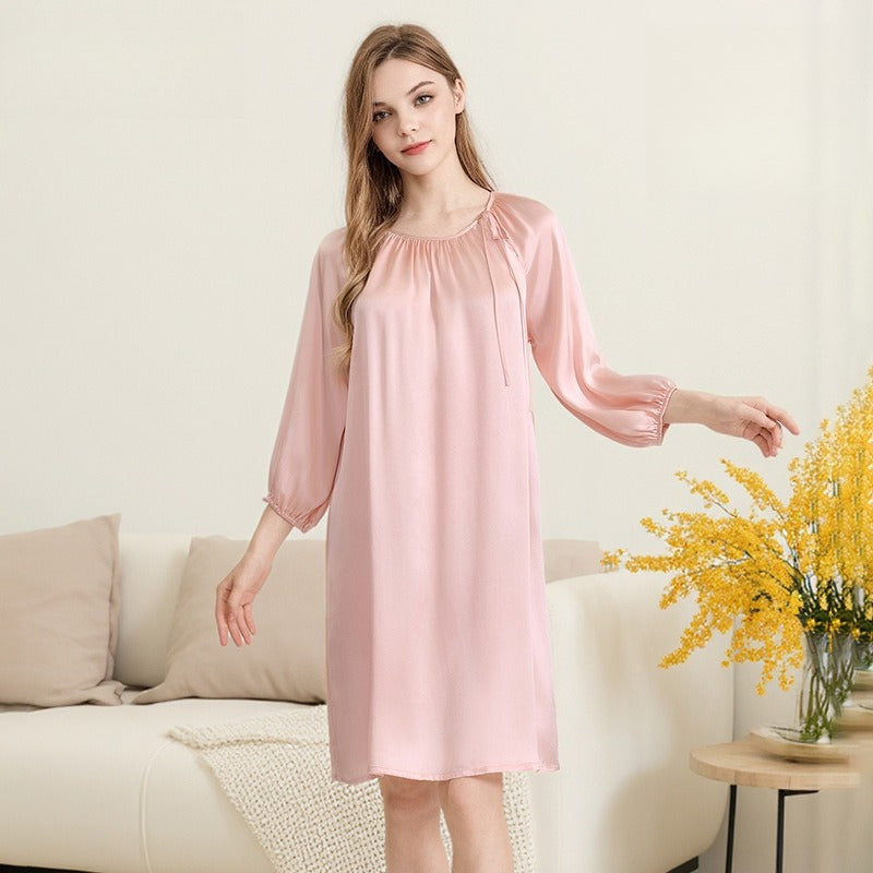 16 momme mulberry silk nightdress in a relaxed French style