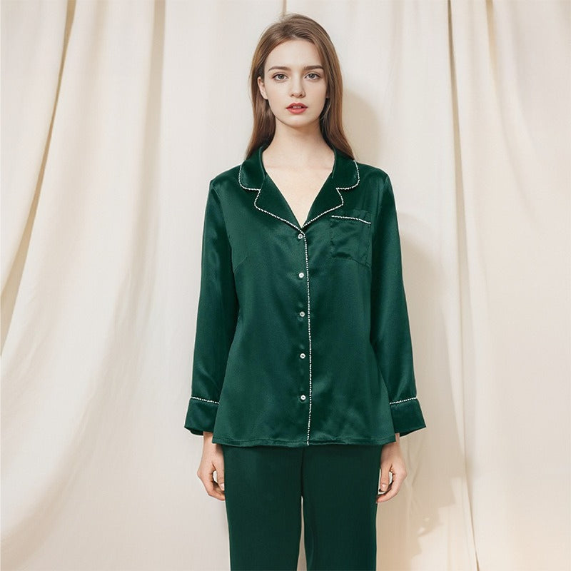 22 momme silk pajama set for women with long sleeve design